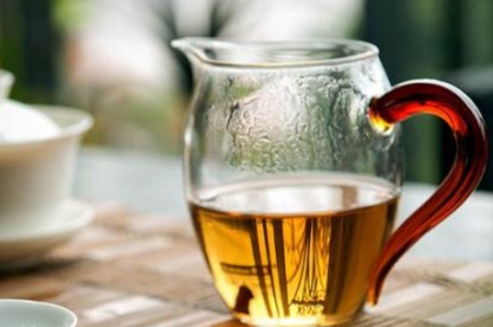 福鼎白茶能長時間悶泡嗎，老白茶可以悶著喝嗎？