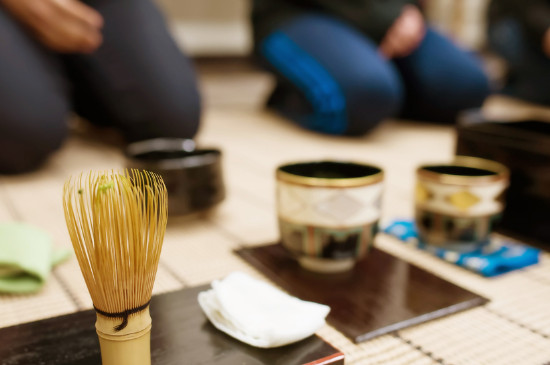 女人喝茶要行扣茶禮嗎，叩茶禮女士能用嗎？