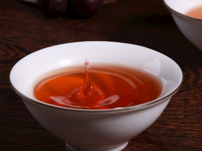 女人長(zhǎng)期喝紅茶好不好，女人喝紅茶的功效