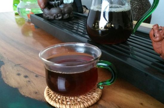 正常下一斤茶葉能喝多久，一個(gè)人一般一個(gè)月喝多少茶葉