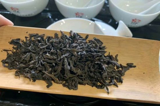 200一斤的茶葉算不算好，兩百一斤買的是中低檔茶