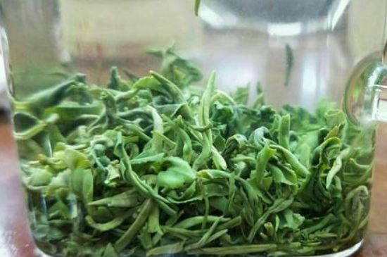 什么茶葉容易放香精，香精茶有什么危害？