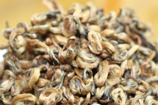 茶葉可以放冰箱嗎，茶需要放冰箱保存嗎