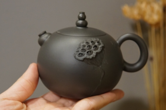 廣西欽州坭興陶可以泡多種茶嗎，坭興陶是一壺一茶嗎?