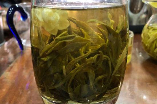茉莉龍珠泡開(kāi)后為什么都是梗，茉莉龍珠泡開(kāi)后什么樣？