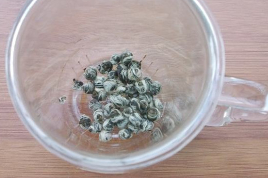 茉莉龍珠茶男人能喝嗎，男性夏季可以喝龍珠茶嗎