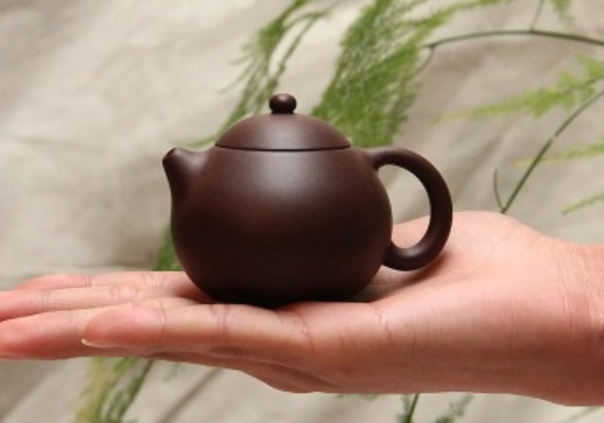 宜興紫砂壺四大經(jīng)典壺型叫什么，傳統(tǒng)紫砂四大名壺介紹