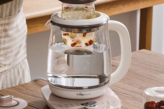 煮茶器和養(yǎng)生壺有什么區(qū)別，養(yǎng)生壺跟煮茶器哪個(gè)實(shí)用好用？