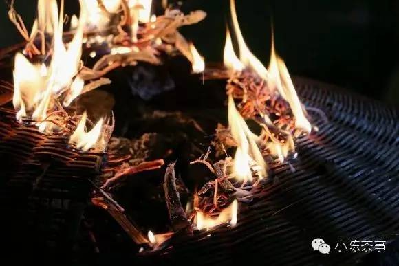 怎樣炭焙巖茶？揭秘武夷巖茶的炭焙技藝