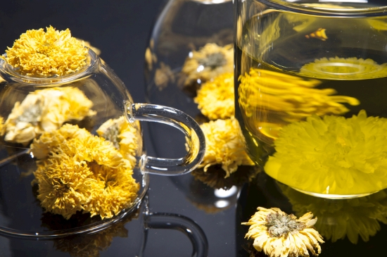 孕婦可以喝菊花茶嗎，菊花對胎兒有致畸作用？