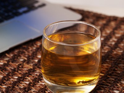 女孩喝茉莉茶的好處，茉莉花茶女生喝好嗎？