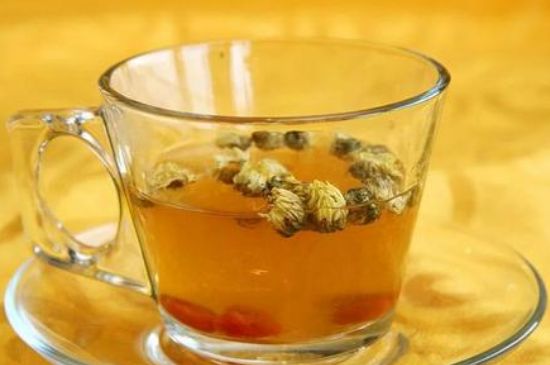 菊花茶的最佳搭配有哪幾樣，菊花茶和什么搭配喝效果好？