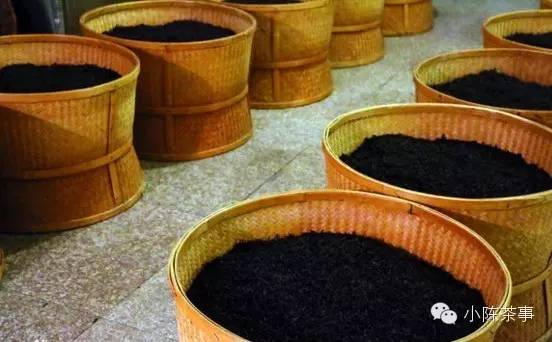 怎樣炭焙巖茶？揭秘武夷巖茶的炭焙技藝