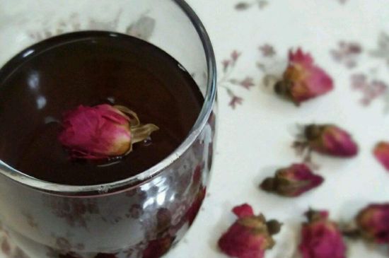 玫瑰花茶和什么搭配好，玫瑰花茶的搭配大全！