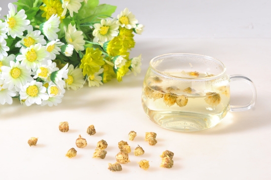 喝菊花茶有什么效果，女人長期喝菊花茶好嗎？