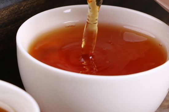 正山小種對(duì)胃好嗎，正山小種養(yǎng)胃還是傷胃