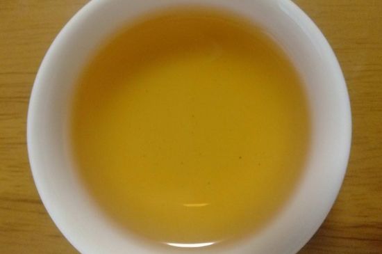 肉桂茶和大紅袍哪個貴，武夷山肉桂與大紅袍的價格比較