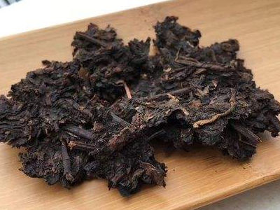 黑茶的功效與作用，長期喝黑茶有什么功效？