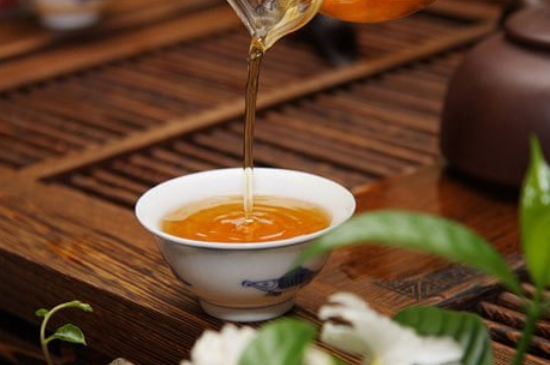 什么茶葉喝起來超級香，什么茶泡出來滿屋濃香?