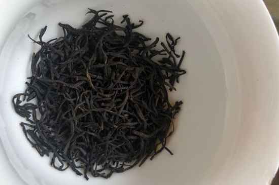 正山小種第一泡要倒掉嗎，正山小種能沖幾泡