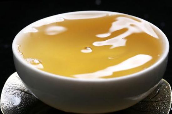 綠茶加重濕氣？濕氣體質(zhì)寒的人能喝綠茶嗎