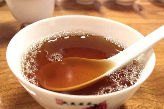 肉桂茶和大紅袍哪個貴，武夷山肉桂與大紅袍的價格比較