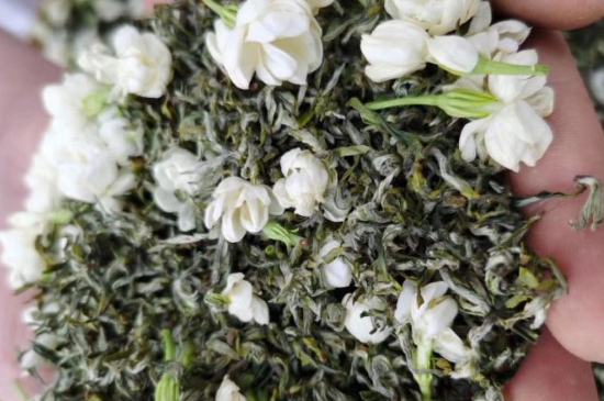 什么茶葉喝起來超級香，什么茶泡出來滿屋濃香?