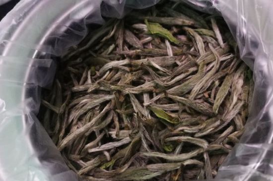 新白毫銀針和老白毫銀針的區(qū)別，新老白毫銀針的品質(zhì)特征