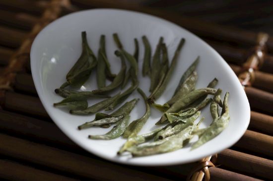 新白毫銀針和老白毫銀針的區(qū)別，新老白毫銀針的品質(zhì)特征