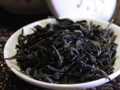 大紅袍好還是白茶好，福鼎白茶和大紅袍哪個(gè)貴？