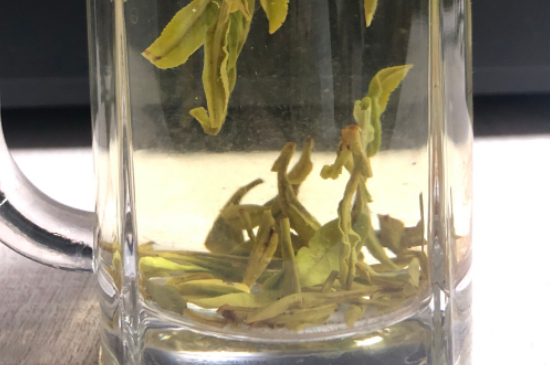 西湖龍井茶頭采和二采區(qū)別，明前龍井一采和二采什么味道？