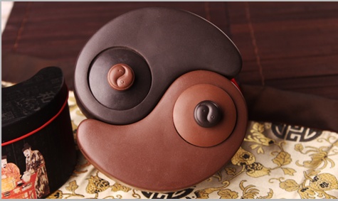 太極陰陽(yáng)紫砂壺，創(chuàng)意格紫砂壺